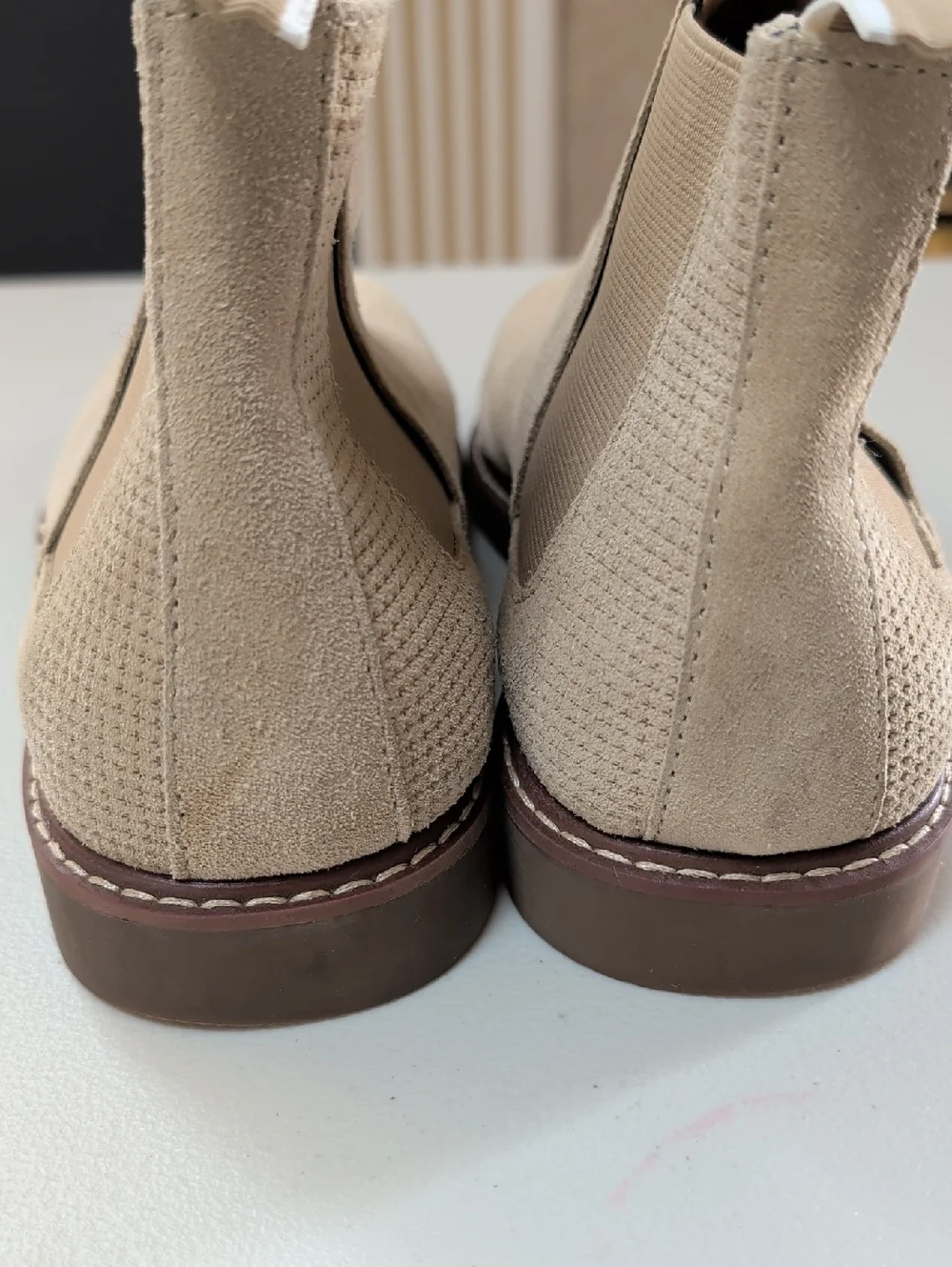 Steve Madden, Highlyte, Tan Suede Ankle Boots. Size 8